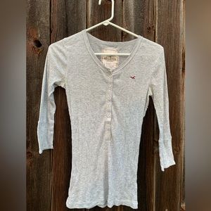 Hollister Gray 3/4 Sleeve Shirt